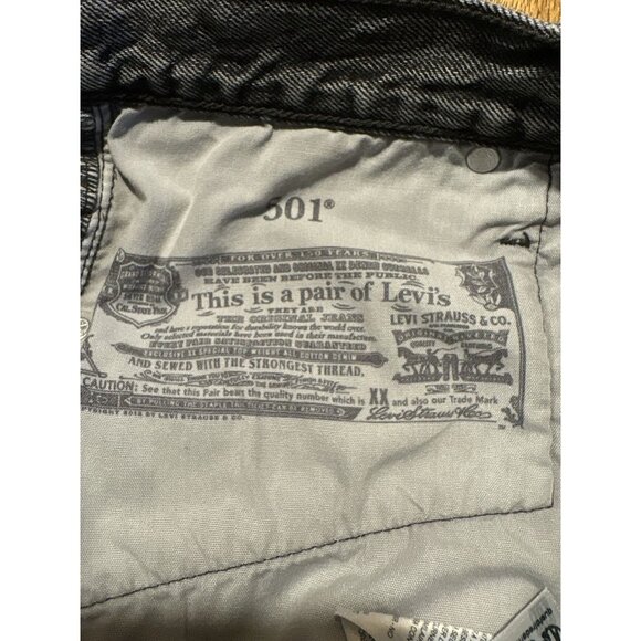 LEVIS 501 Shorts Size 27" Black Hombre Denim Jean Cut Off Frayed Raw Hem - Picture 5 of 7